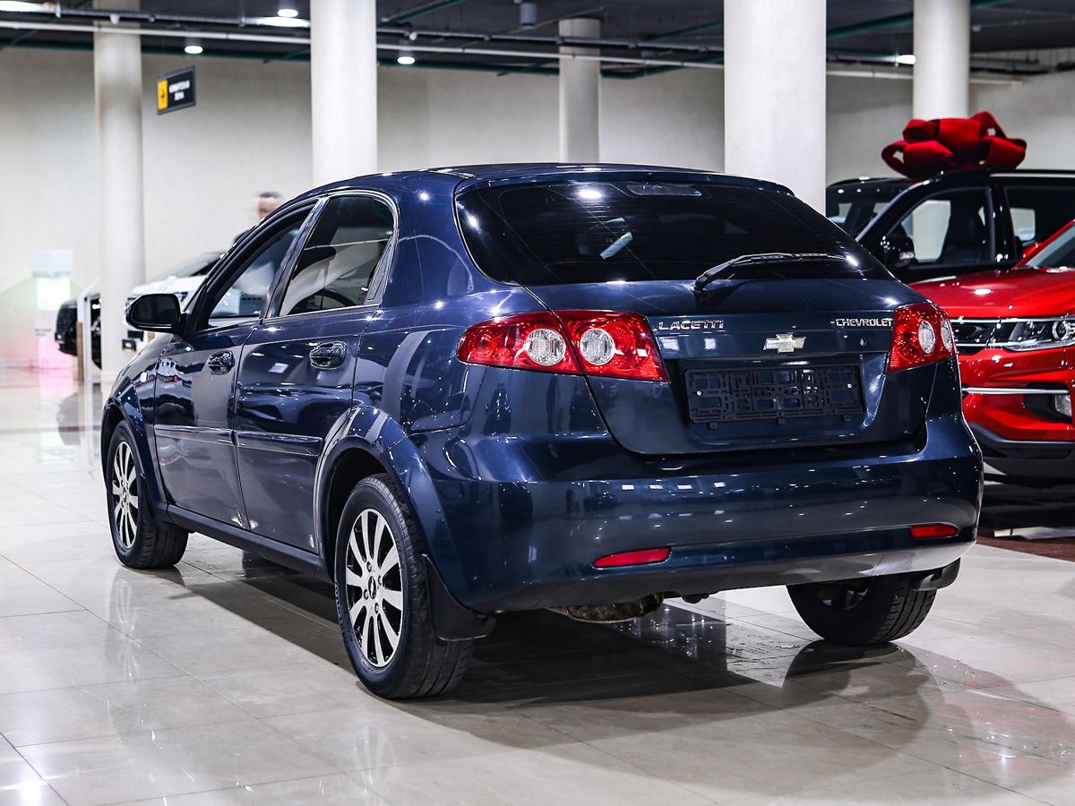 Купить Lacetti с пробегом