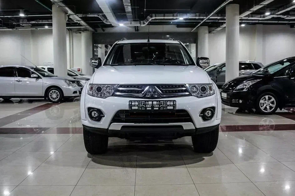 Купить Pajero Sport с пробегом