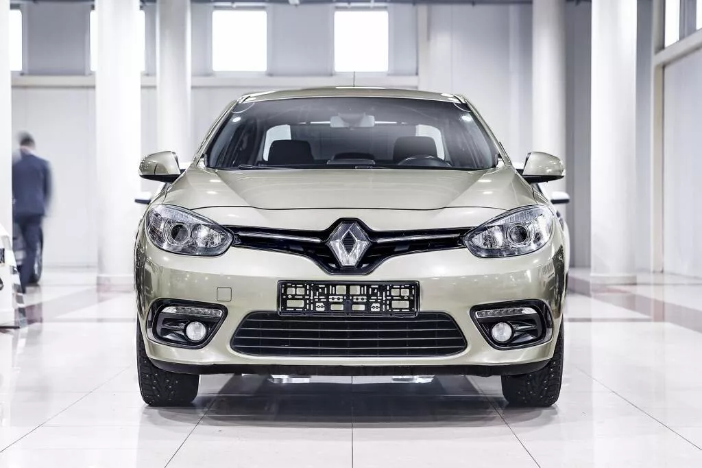 Купить Fluence с пробегом