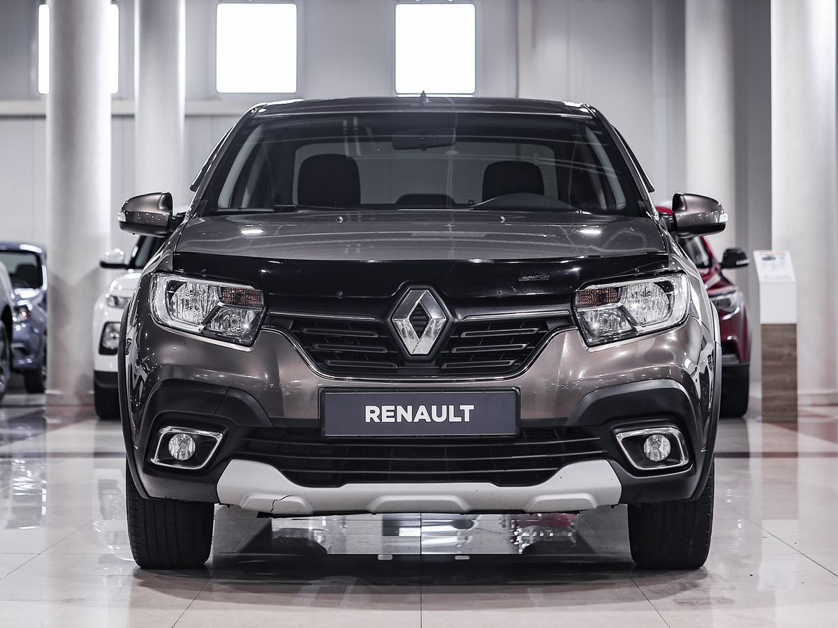 Купить Logan с пробегом