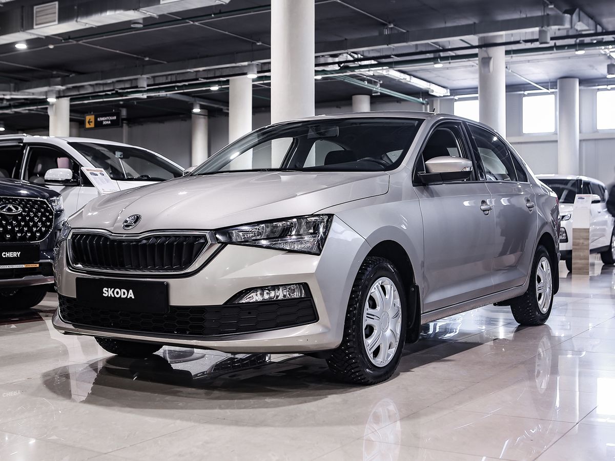 Купить Rapid с пробегом