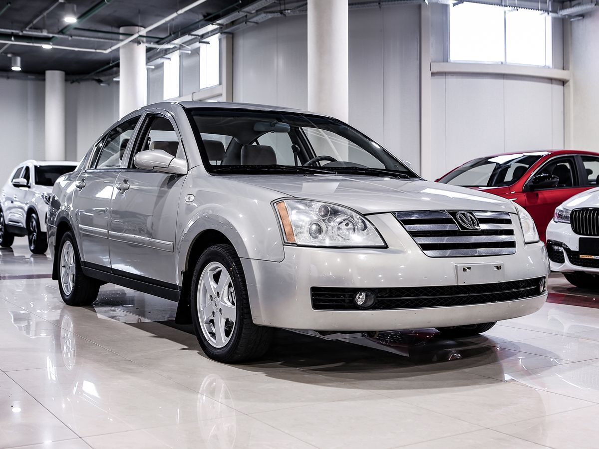 Купить Estina с пробегом